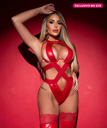 Body Girl On Fire - UNIVERSO FEMININO